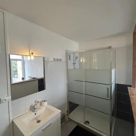 Apartment Appt 3pieces Centre