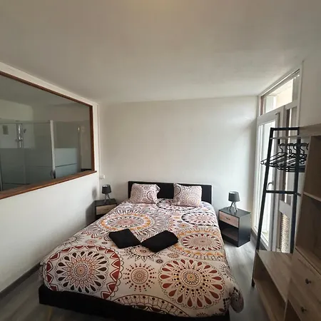 Appt 3pieces Centre *